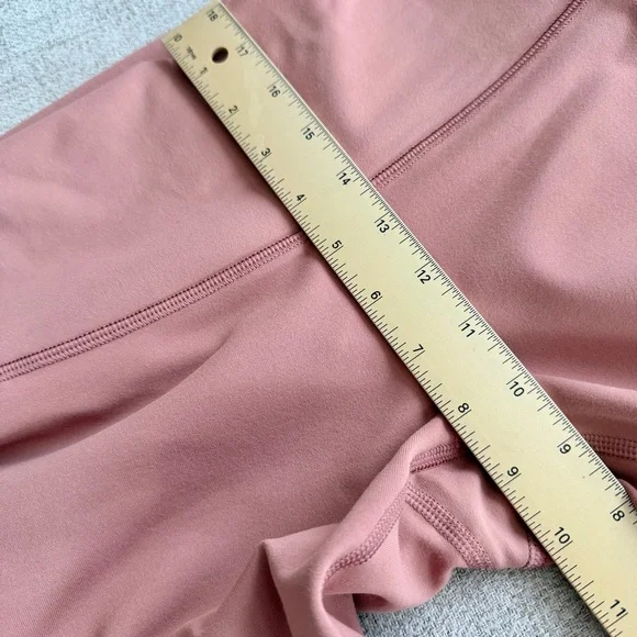 🍑 VS Peach Pink Incredible Studio High Rise Legging - Picture 6 of 12